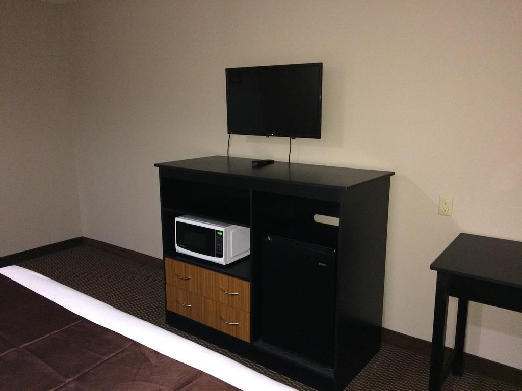 Paradise Inn & Suites Baton Rouge Rum bild